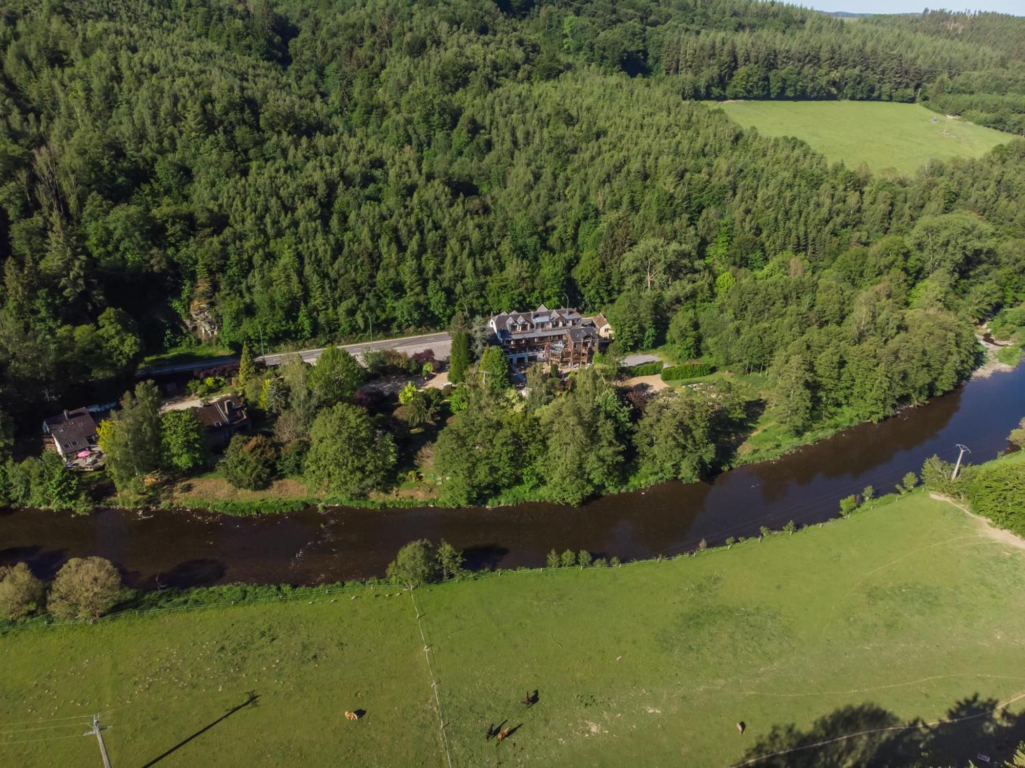 Hostellerie La Claire Fontaine, Logis Hotels & Spa La-Roche-en-Ardenne Dış mekan fotoğraf