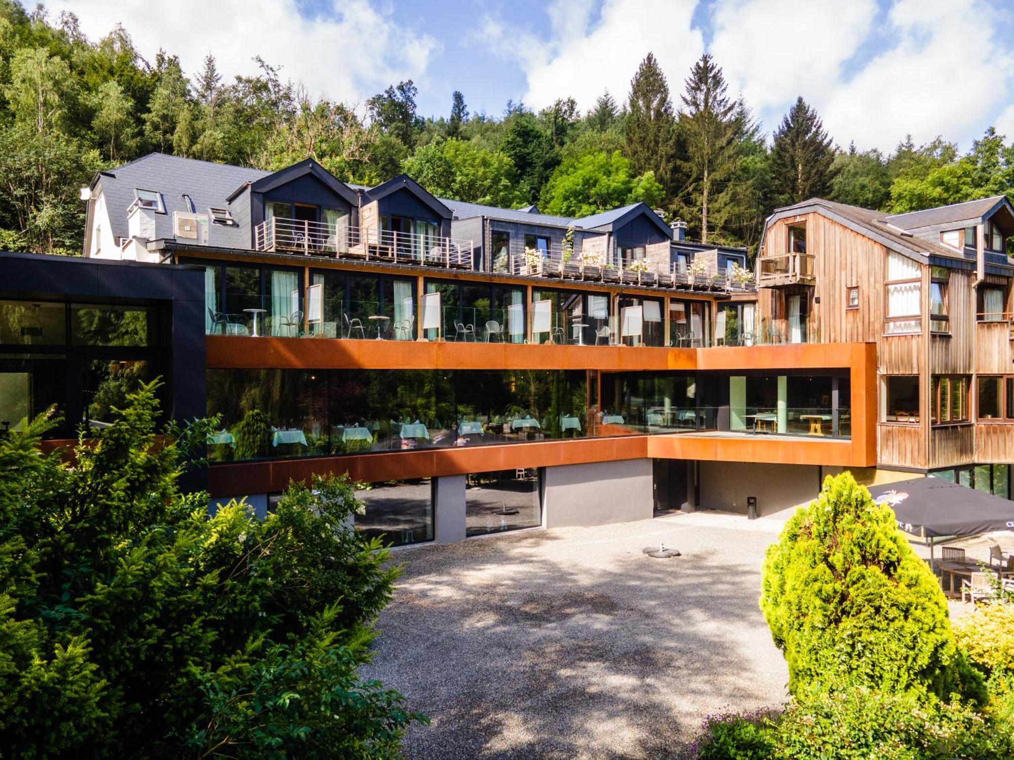 Hostellerie La Claire Fontaine, Logis Hotels & Spa La-Roche-en-Ardenne Dış mekan fotoğraf